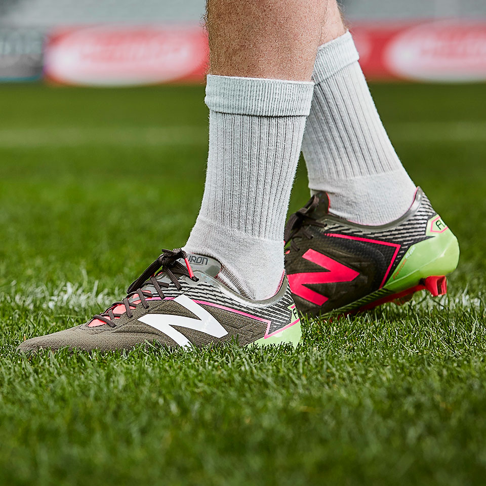 New balance soccer boots 2017 best sale